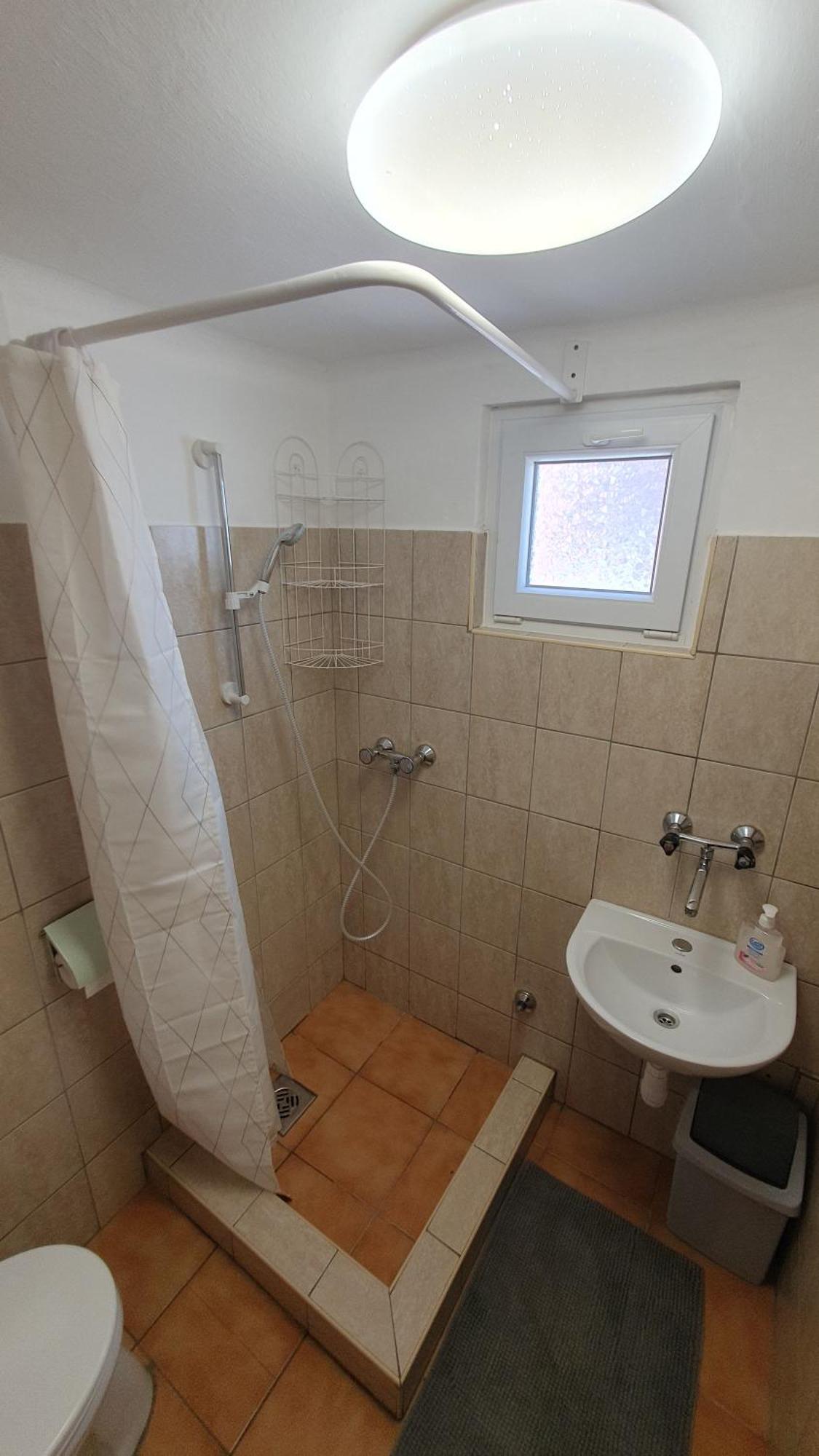 Berbe Apartman Balatonlelle Pokoj fotografie
