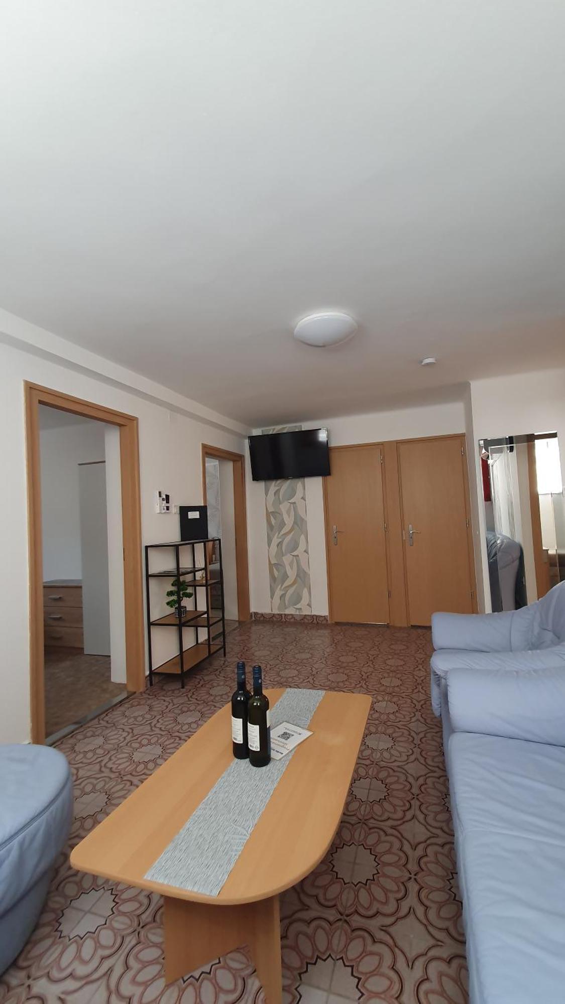 Berbe Apartman Balatonlelle Pokoj fotografie